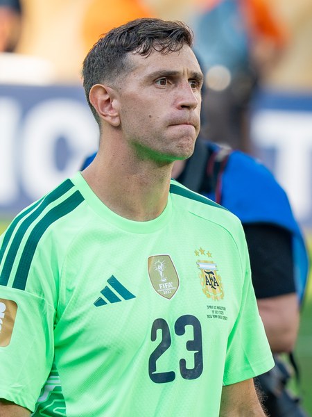 Emiliano Martinez #154