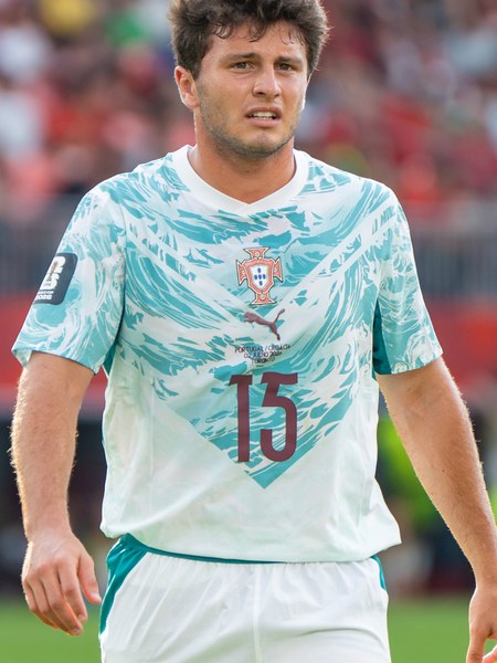 João Neves #244
