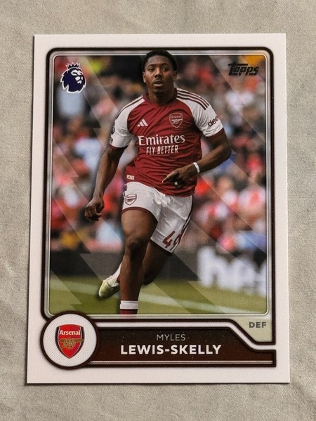 Myles Lewis-Skelly #25