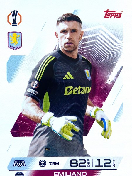 Emiliano Martínez #83